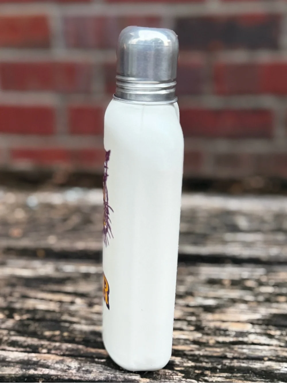 Vintage LSU Tigers “Tiger Nip” White Plastic Flask Purple Gold Tiger Graphic P6
